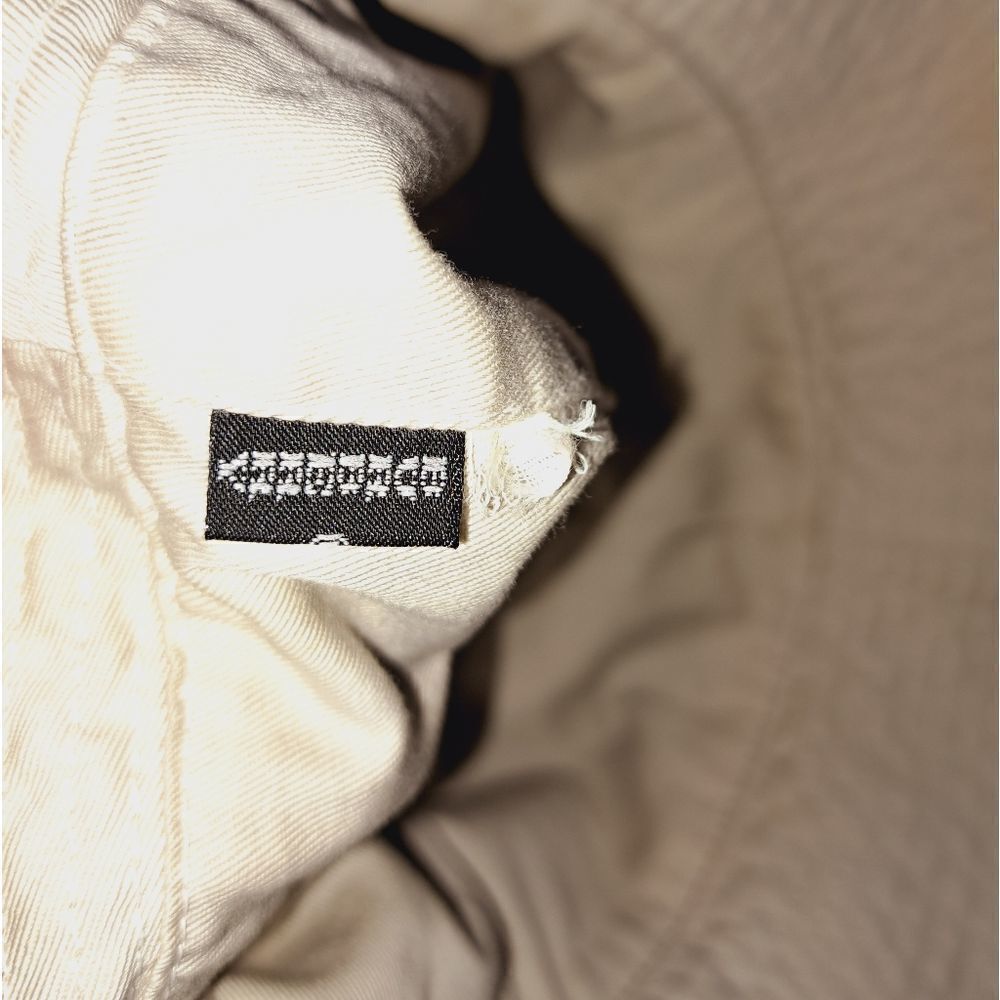 Burberry hat   - Picture 7 of 10